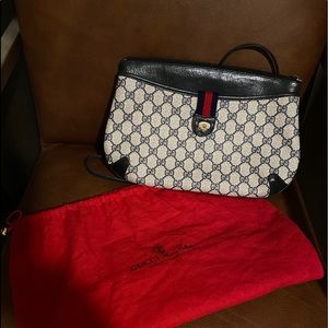 Vintage Gucci Crossbody Handbag